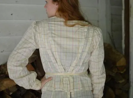 216 Schoolmistress' Shirtwaist & Skirt