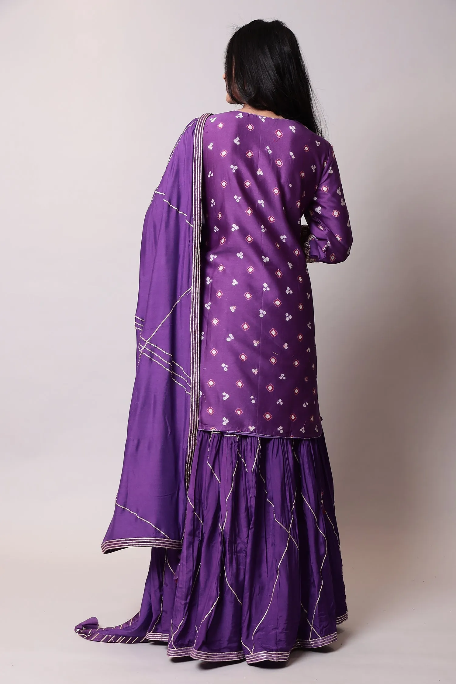 Bandhej Cotton silk Suit with Gota Patti, Thread work.