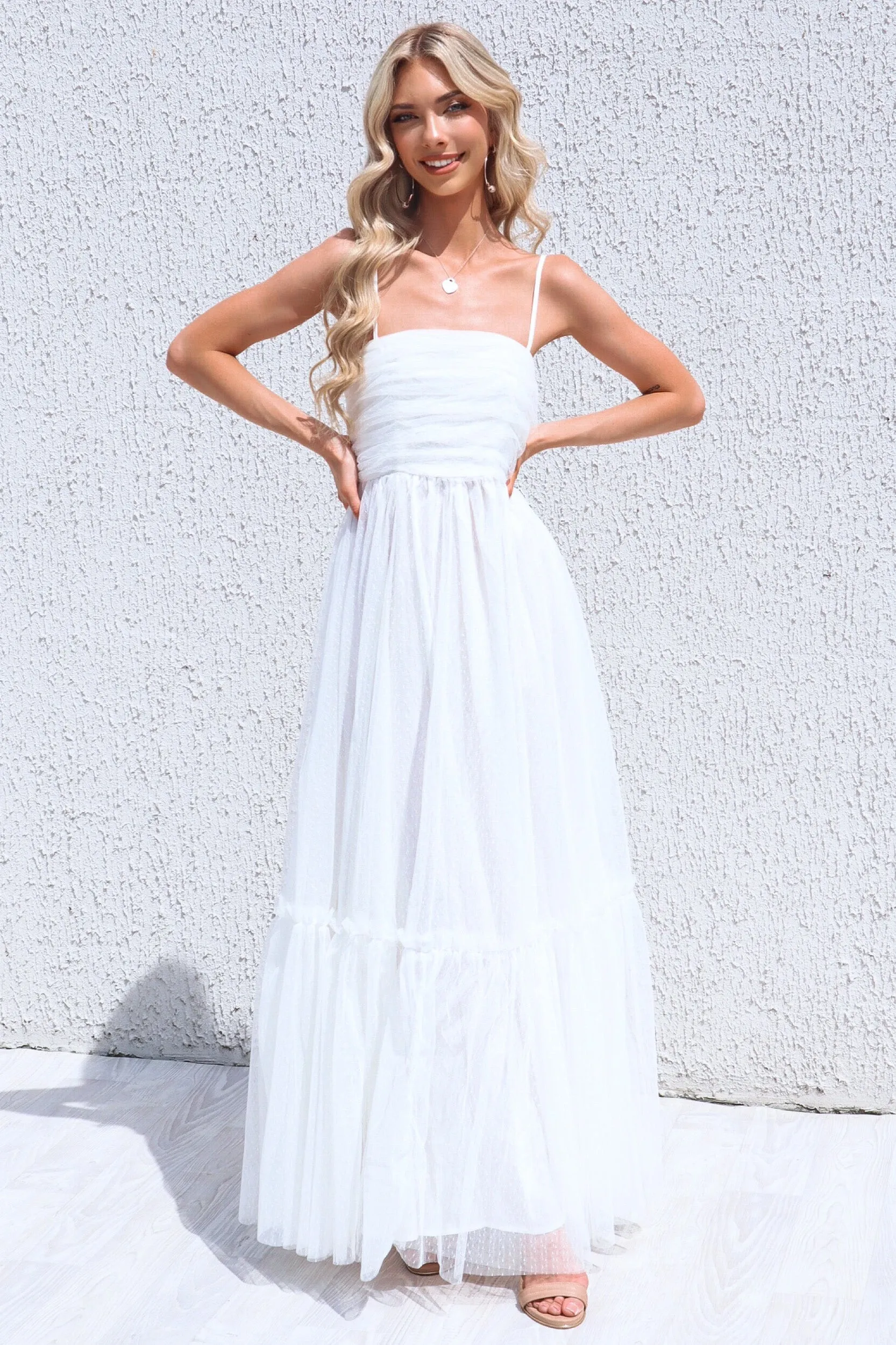 Elegant Cleo Tulle Maxi Dress in English