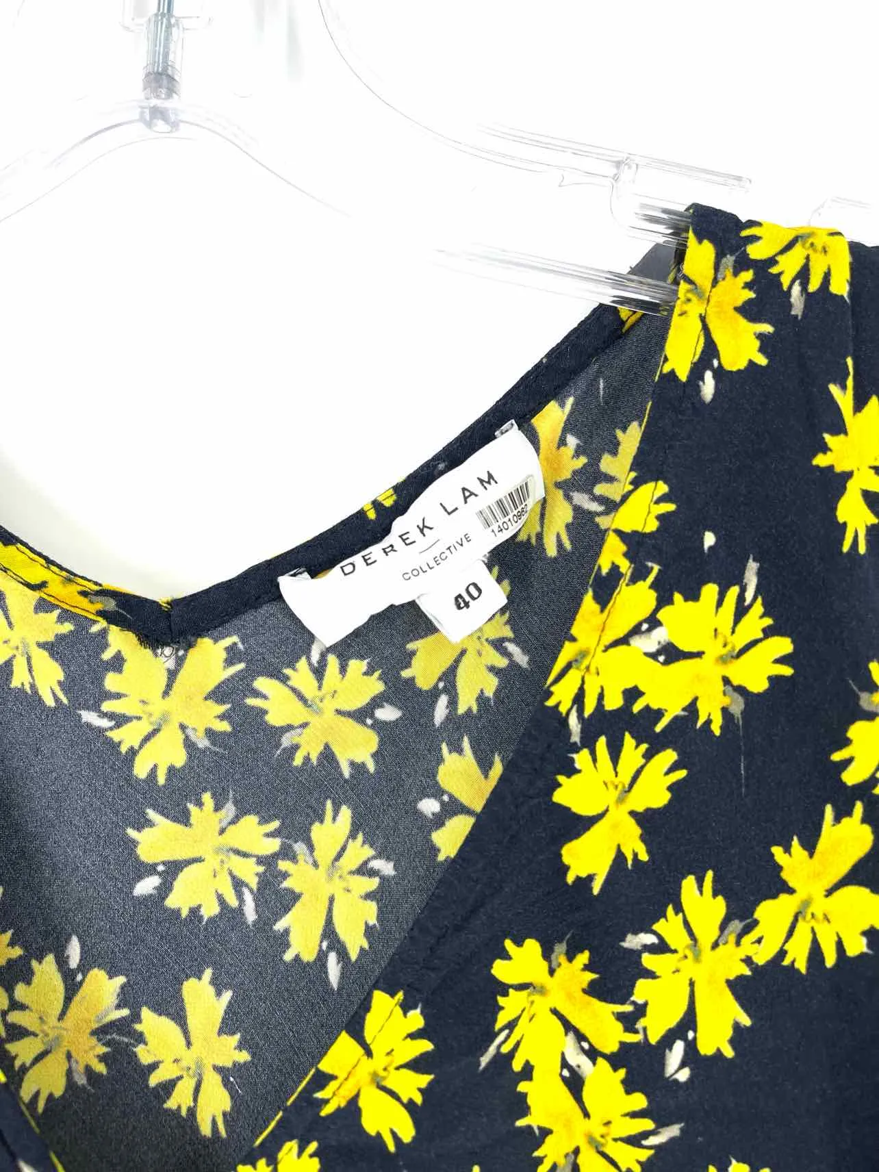 Derek Lam Collective Size XS/S? Navy/Yellow Cold Shoulder Top-Short Sleeve