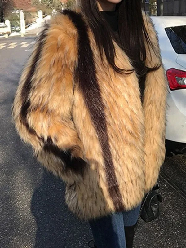 Fashionable women's faux fur coat