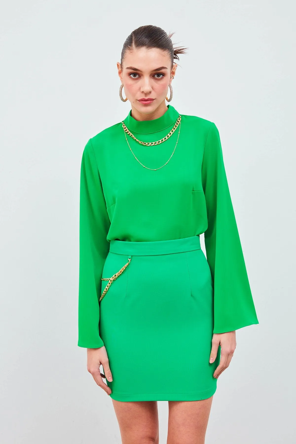 Mini Skirt with Chain Accessories - GREEN